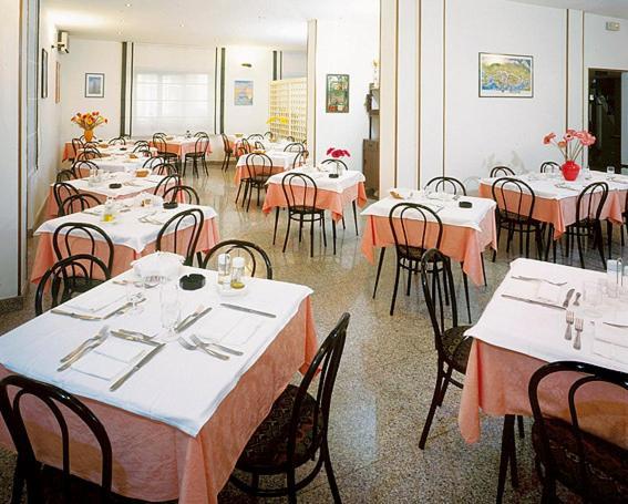 Hotel Desiree San Benedetto del Tronto Exterior photo