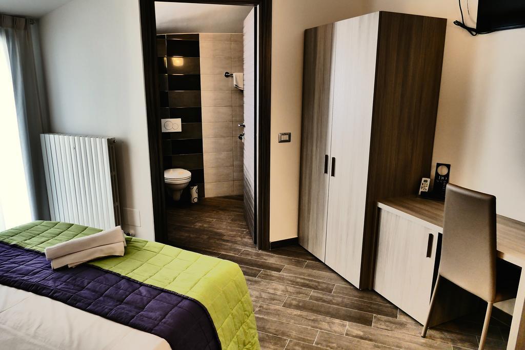 Hotel Desiree San Benedetto del Tronto Exterior photo