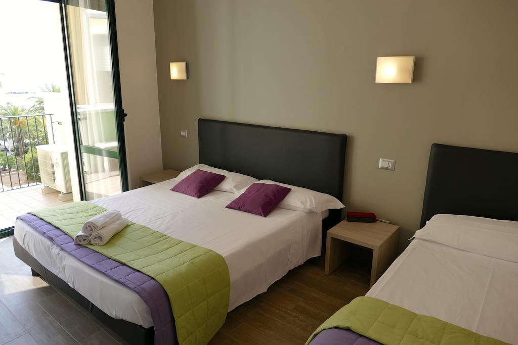 Hotel Desiree San Benedetto del Tronto Exterior photo