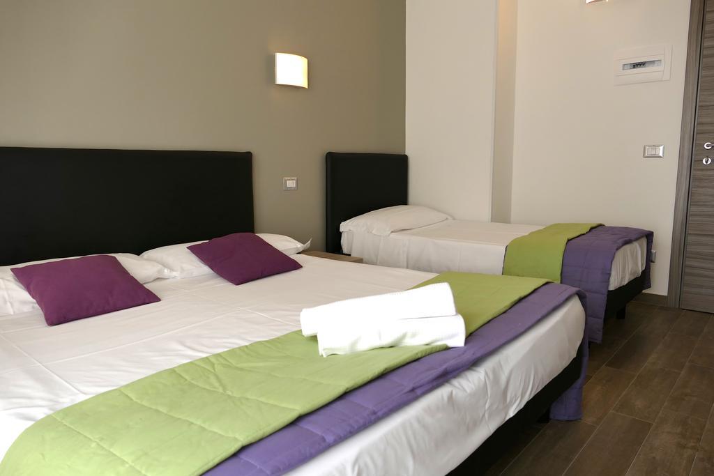 Hotel Desiree San Benedetto del Tronto Exterior photo