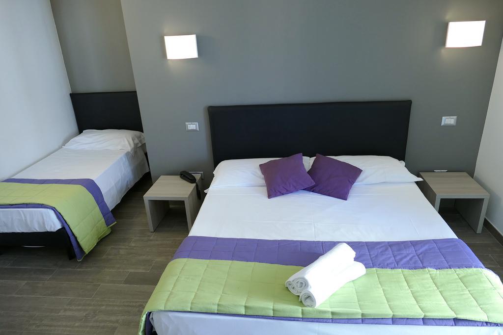 Hotel Desiree San Benedetto del Tronto Exterior photo
